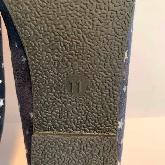 LEFT & RIGHT Ballet Flats - Picture 5 of 6